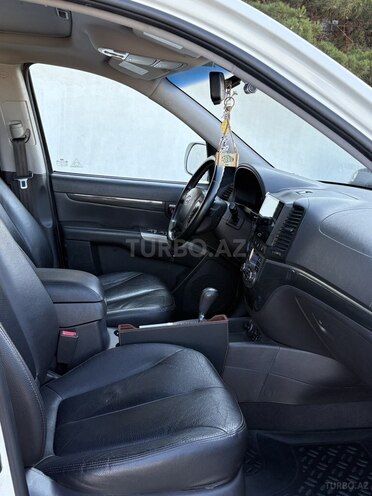 Hyundai Santa Fe-9