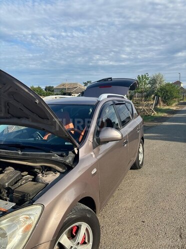 Kia Ceed SW-8