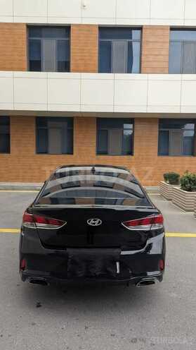 Hyundai Sonata-2