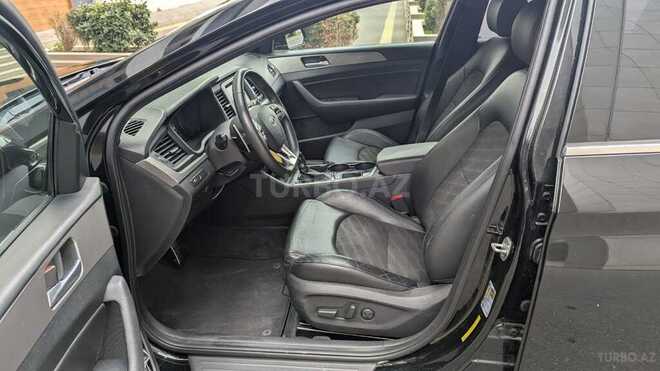 Hyundai Sonata-6