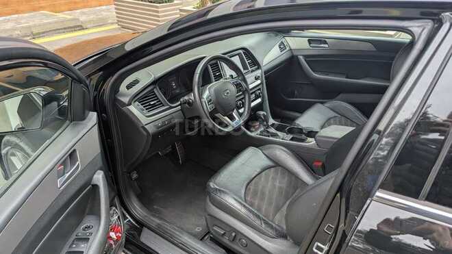 Hyundai Sonata-7