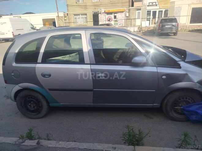 Opel Meriva-11