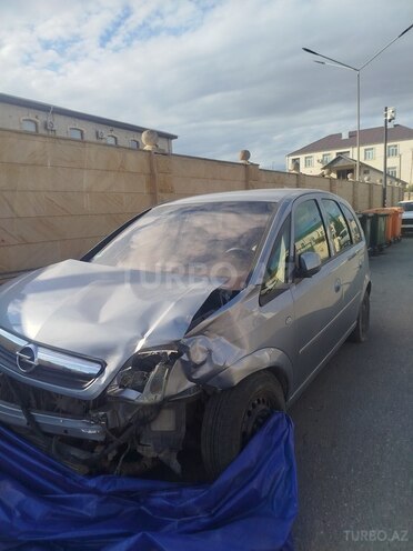 Opel Meriva-2