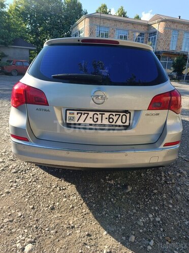 Opel Astra-3