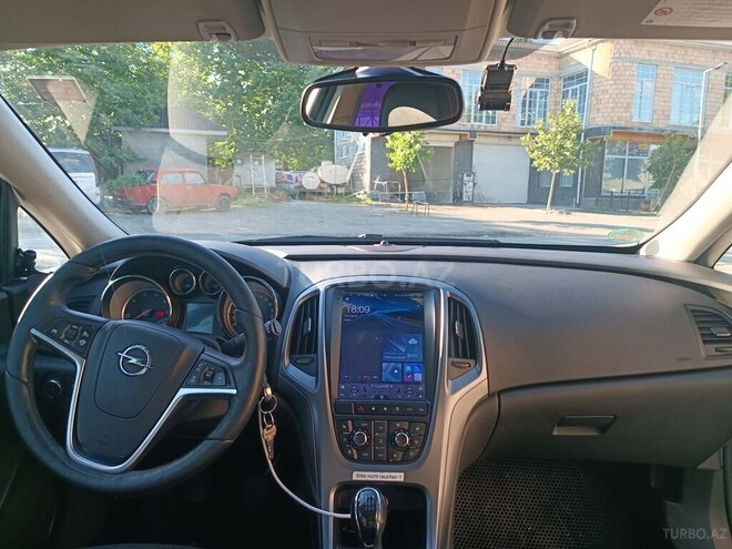 Opel Astra-13