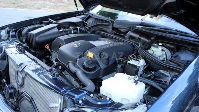 Mercedes E 240-8