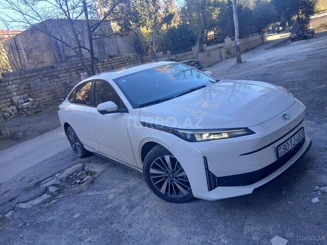 Changan Qiyuan A05-2