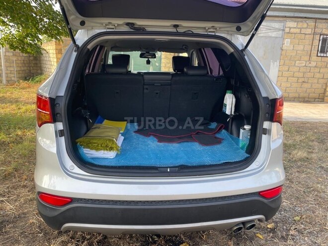 Hyundai Santa Fe-8