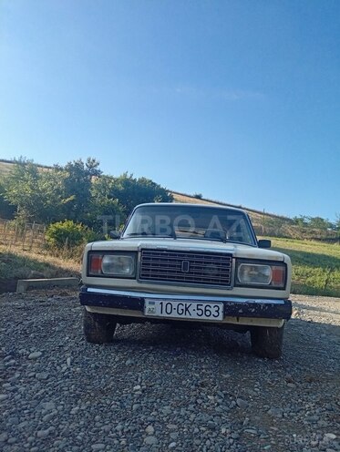LADA (VAZ) 2107-1