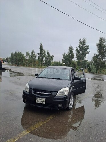 Kia Rio-1