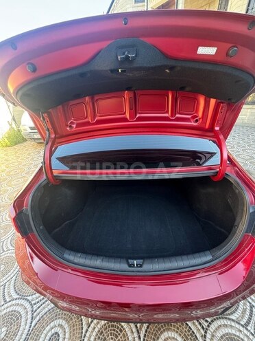 Hyundai Accent-18