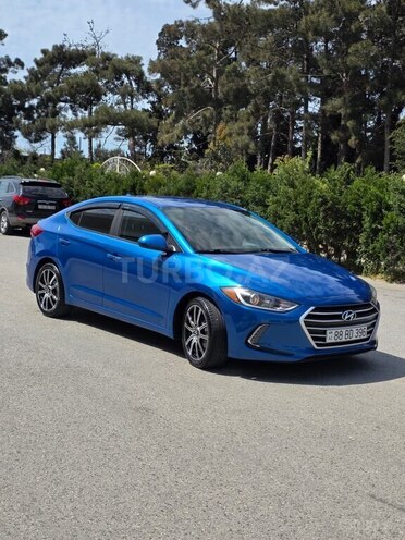 Hyundai Elantra-9