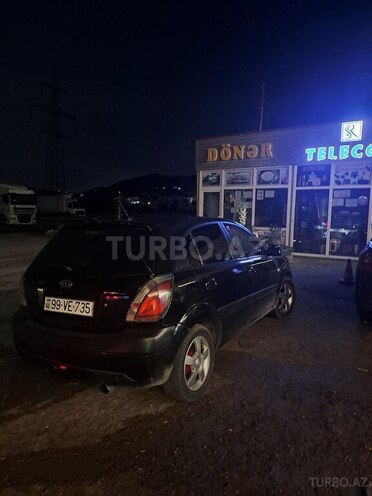 Kia Rio-12