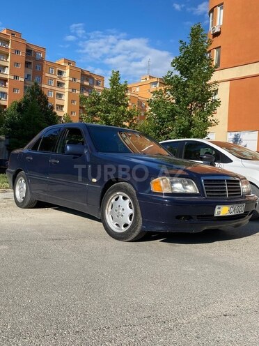Mercedes C 200-3