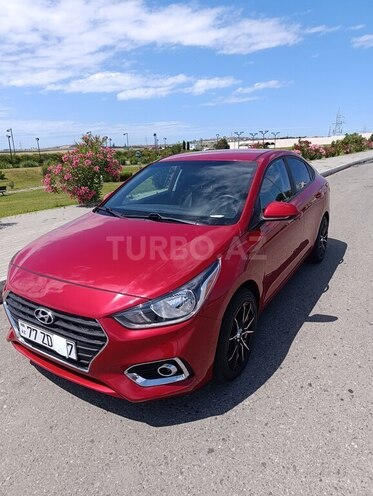 Hyundai Accent-2
