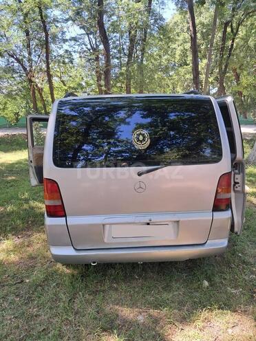 Mercedes Vito 108 D-6