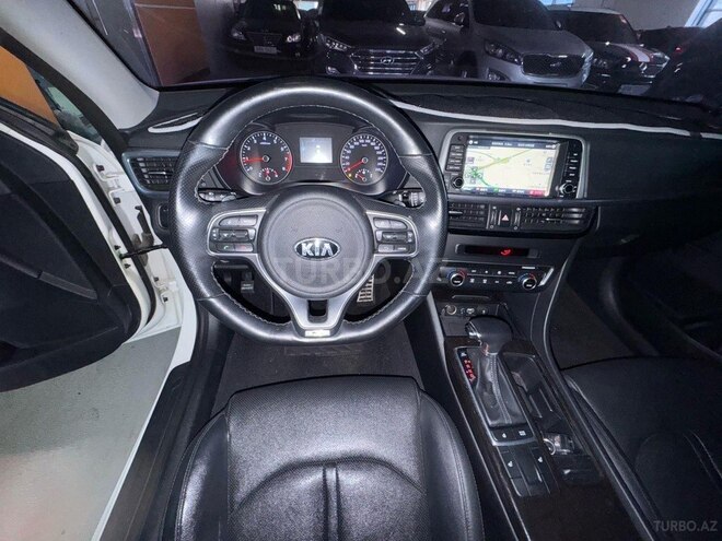 Kia K5-7