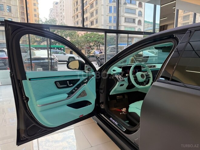 Mercedes S 500 4MATIC-10