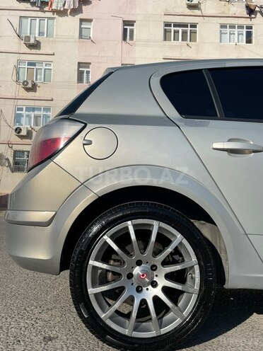 Opel Astra-12