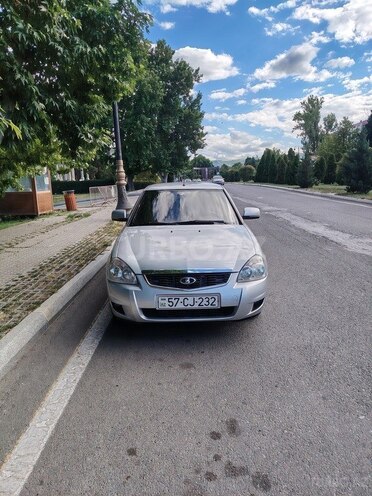 LADA (VAZ) Priora-1