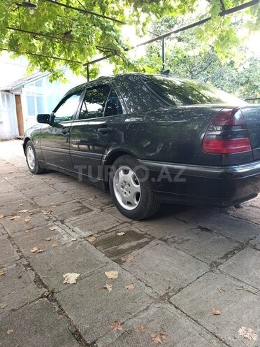 Mercedes C 180-9
