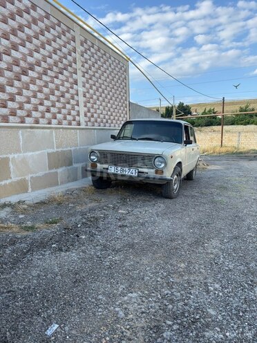 LADA (VAZ) 21011-4
