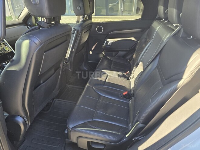 Land Rover Discovery-8