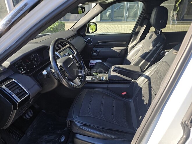 Land Rover Discovery-5