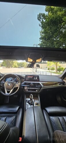 BMW 530e-3
