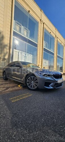BMW 530e-4