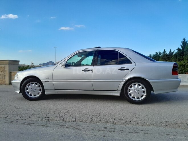 Mercedes C 180-3