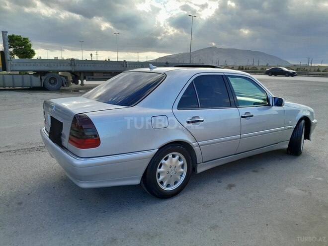 Mercedes C 180-5