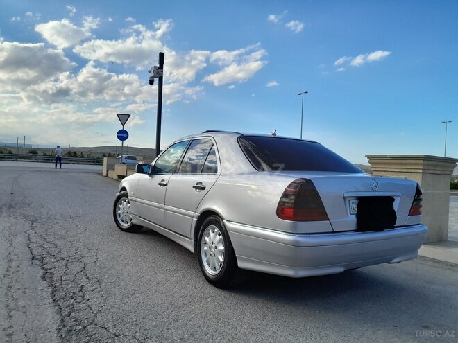 Mercedes C 180-6