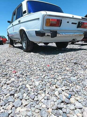 LADA (VAZ) 2106-7