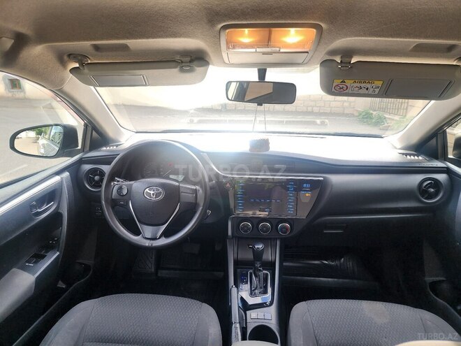 Toyota Corolla-5