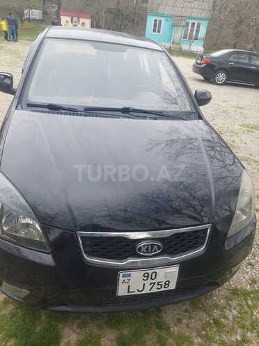 Kia Rio-1