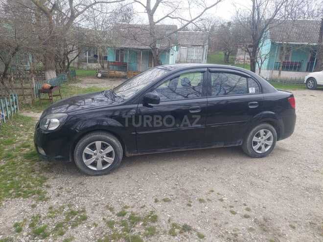 Kia Rio-9