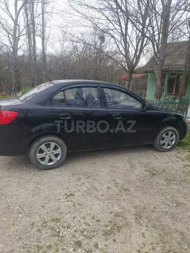 Kia Rio-6