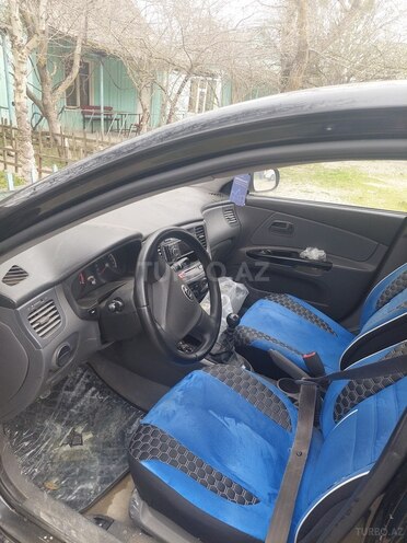 Kia Rio-14