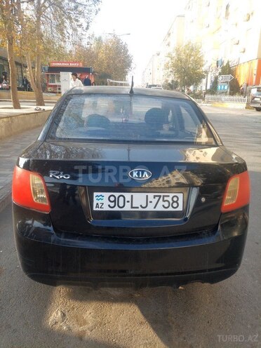 Kia Rio-3