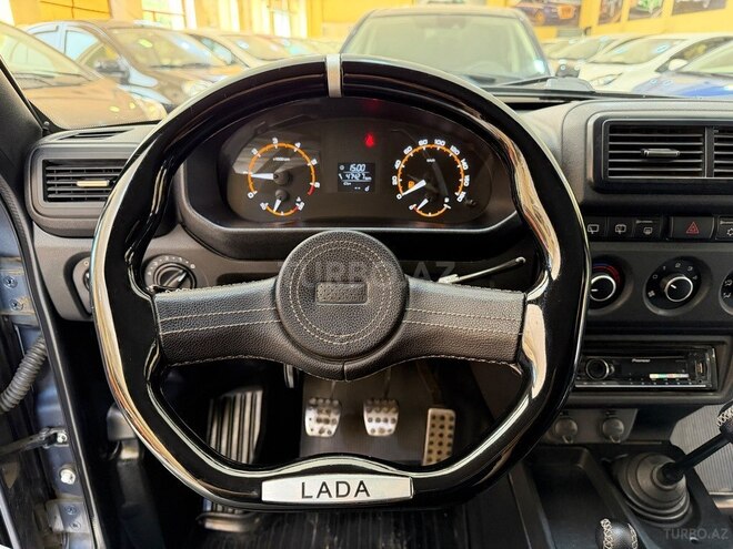 LADA (VAZ) Niva-9
