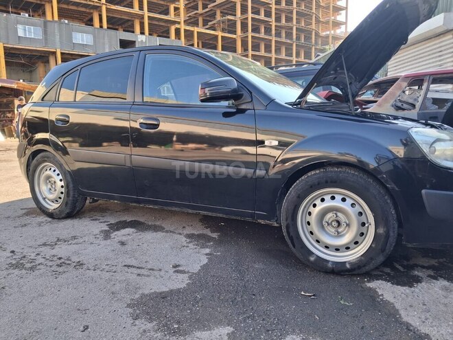 Kia Rio-4