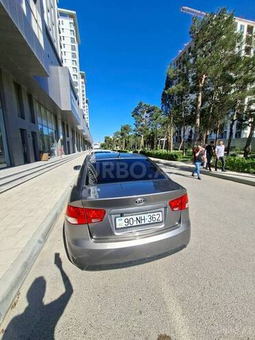 Kia Cerato-9