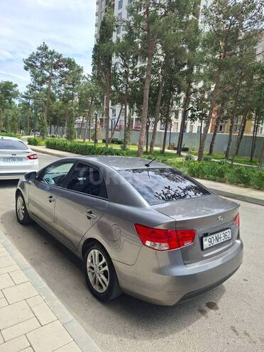 Kia Cerato-4