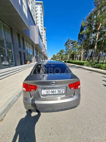 Kia Cerato-8