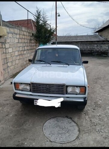 LADA (VAZ) 2107-1