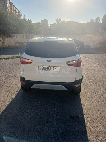 Ford Ecosport-2