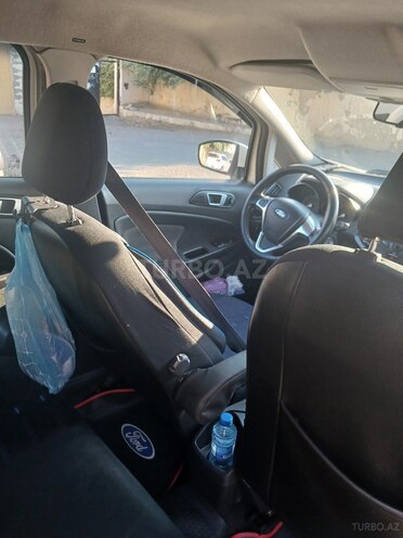 Ford Ecosport-7