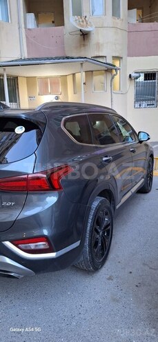 Hyundai Santa Fe-3