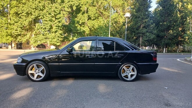 Mercedes C 230-3